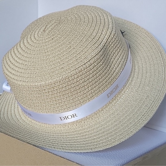 Elegant Cream Sun Hat with Dior Ribbon - Picture 2 of 2